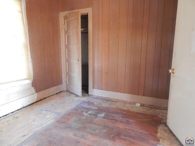 1142 NE Wabash Ave, Topeka, KS 66616 - photo 6