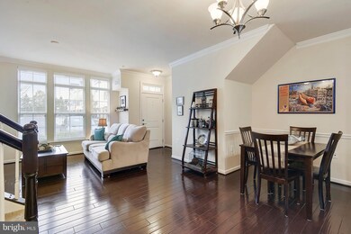 43595 Helmsdale Terrace, Chantilly, VA 20152 - photo 4