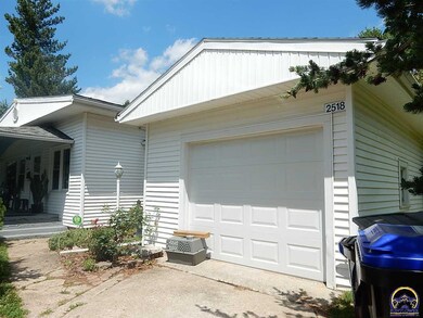 2518 SW Fillmore St, Topeka, KS 66611 - photo 3