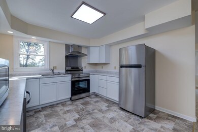 3412 Swover Creek Rd, Edinburg, VA 22824 - photo 5