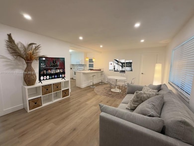 6250 SW 58th Place unit 1, South Miami, FL 33143 - photo 3