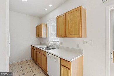 1986 Ashley Dr, Chambersburg, PA 17201 - photo 7