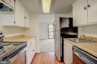 6522 Frietchie Row, Columbia, MD 21045 - photo 5