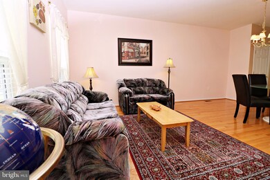 828 Chickamauga Dr, Harpers Ferry, WV 25425 - photo 3