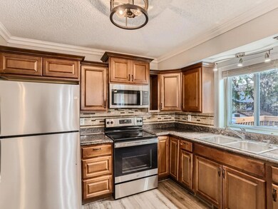 9827 Juniper St NW, Coon Rapids, MN 55433 - photo 4