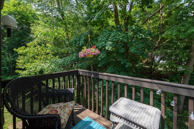 249 Ballantrae Ct unit B, Kalamazoo, MI 49006 - photo 5