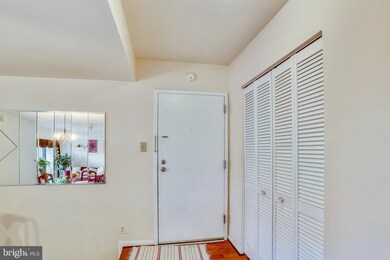 15708 Dorset Rd unit 202, Laurel, MD 20707 - photo 2