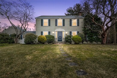 62 Meshanticut Valley Pkwy, Cranston, RI 02920 - photo 3