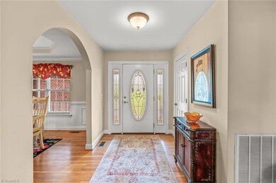 Love the Arched entry ways!