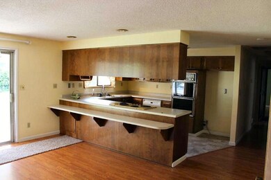 1430 N Keene Way Dr, Medford, OR 97504 - photo 2