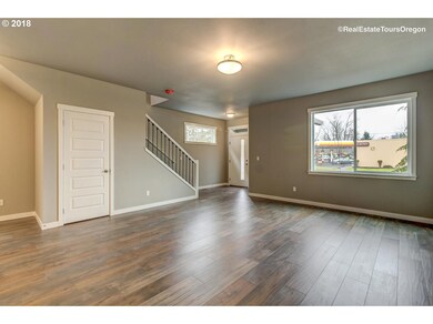 1504 E 1st St, Newberg, OR 97132 - photo 4