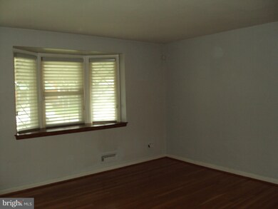 1240 Sheridan Ave, Baltimore, MD 21239 - photo 6