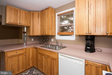 1713 Brookview Rd, Dundalk, MD 21222 - photo 7