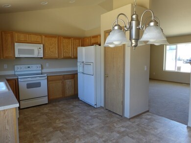 9838 Greenleaf Loop SE, Yelm, WA 98597 - photo 5