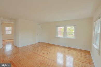 513 Dwight Ave unit B, Oaklyn, NJ 08107 - photo 3
