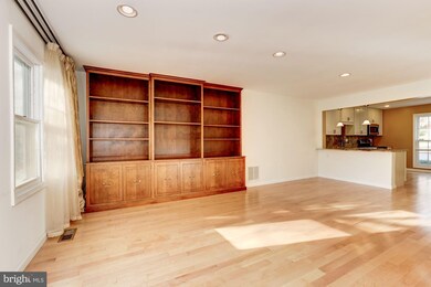 7646 Westlake Terrace, Bethesda, MD 20817 - photo 4