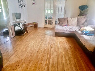 1044 Quincy First Floor Ave, Scranton, PA 18510 - photo 5