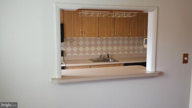 983 Regina Dr, Halethorpe, MD 21227 - photo 6