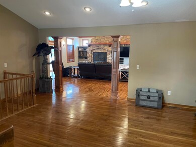 4349 S 82nd Rd, Bolivar, MO 65613 - photo 5