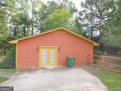 6451 Edenfield Dr, Lithonia, GA 30058 - photo 4