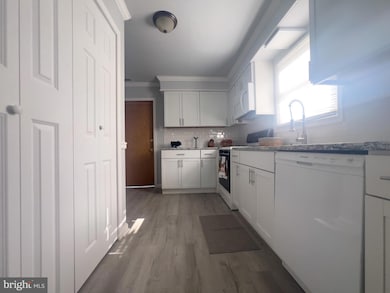 384 Windsor Dr, Bellmawr, NJ 08031 - photo 6