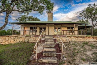 599 Mountain View Rd, Utopia, TX 78884 - photo 2