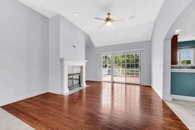 53395 Winterberry Ct, South Bend, IN 46637 - photo 3