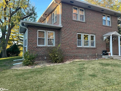 712 N 8th St, Keokuk, IA 52632 - photo 2