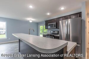 4303 Glenburne Blvd, Lansing, MI 48911 - photo 4