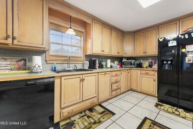 13217 Three Oaks Dr, Moss Point, MS 39562 - photo 6