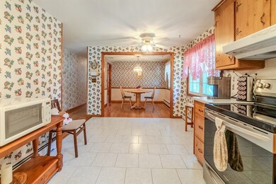 907 Shoemaker Ln, Feeding Hills, MA 01030 - photo 7