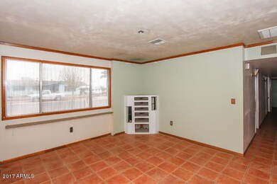 023-080354 Living Room