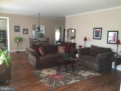 11118 Dragons Lair Dr, Fredericksburg, VA 22407 - photo 2