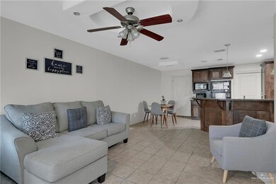 1404 W Fig Ave unit 4, Pharr, TX 78577 - photo 4