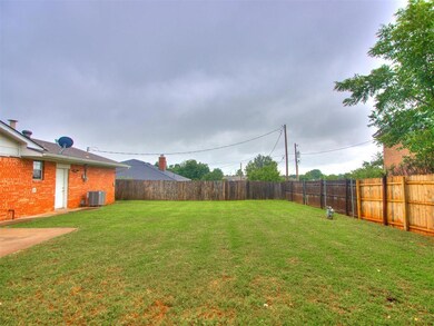 5901 Seminole Rd, Warr Acres, OK 73132 - photo 5