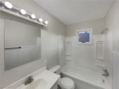 26617 Central Park Blvd unit 26617, Olmsted Falls, OH 44138 - photo 7