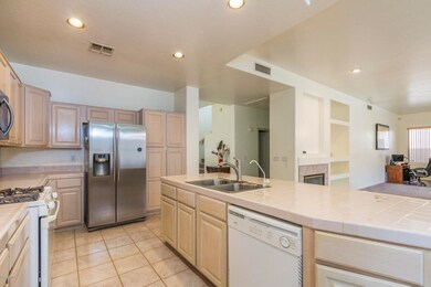 6) KITCHEN