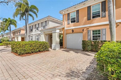 5677 Cove Cir unit 47, Naples, FL 34119 - photo 3