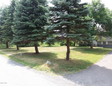 557 Ridge Ave, Hawley, PA 18428 - photo 3