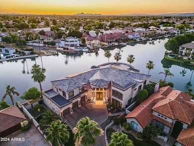 Rare Peninsular Lot in Cul-de-Sac