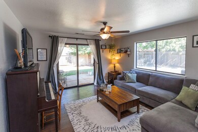 1905CarolJeanCt-MLS-6