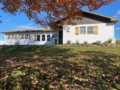 107 Bessette Rd, Fairfax, VT 05454 - photo 3