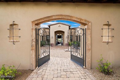 03-Front Courtyard