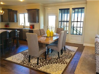 1420 SW Stoney Brook Dr, Lees Summit, MO 64082 - photo 6