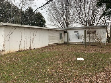 4060 Arrow Rd NW unit 18, Carrollton, OH 44615 - photo 5