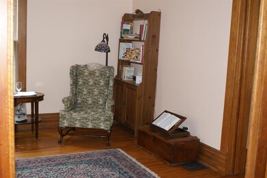 126 Garfield Ave, Evansville, WI 53536 - photo 6