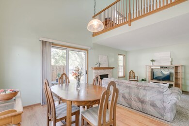 4471 Brighton Ct unit 7, Gurnee, IL 60031 - photo 2