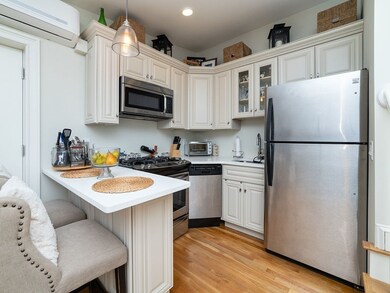 17r Clark St unit 5, Boston, MA 02109 - photo 2