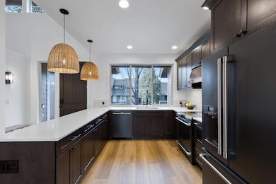 1281 Highland View Loop, Redmond, OR 97756 - photo 3