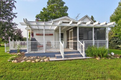15211 Kimball Rd Trufant MI-large-005-01